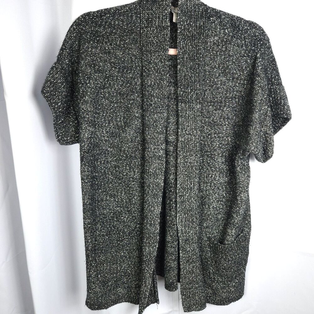 Chico's Women's 1 US Medium‎ Black Open Front Cardigan Short Sleeve